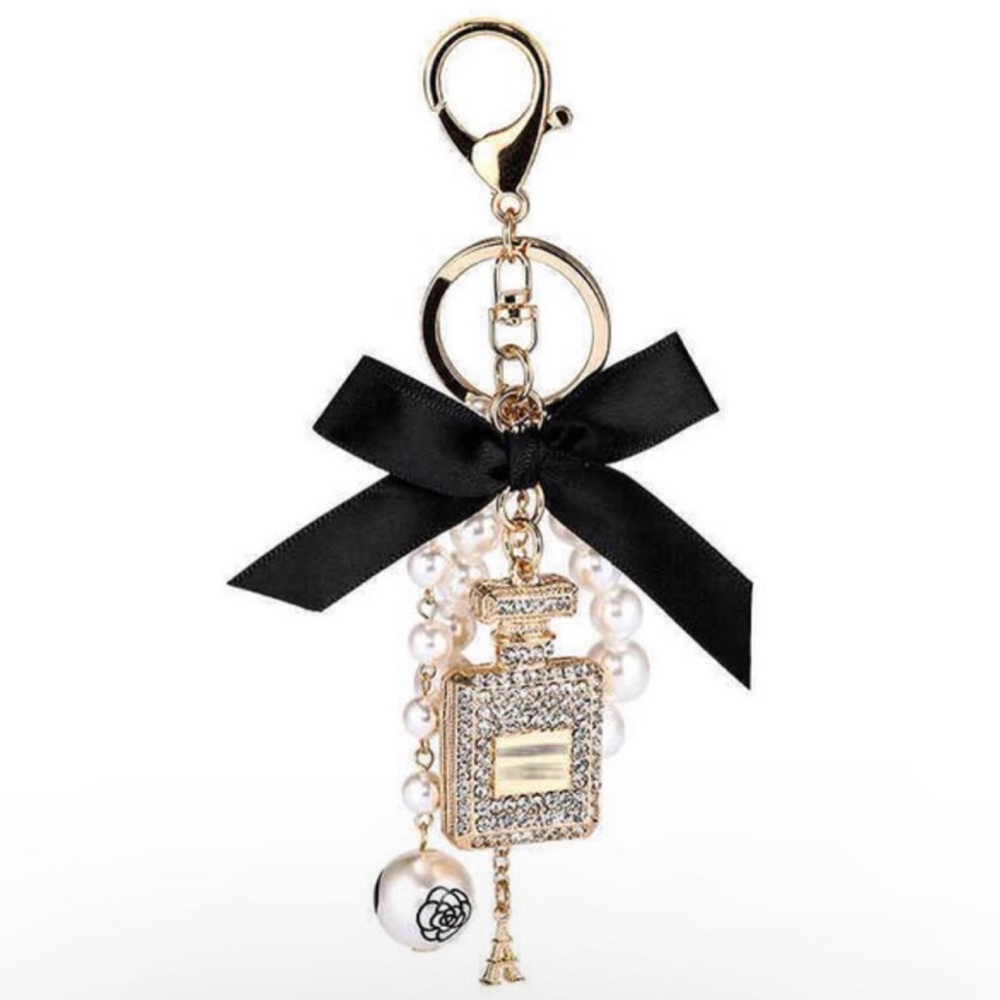 Luxury Pearl Keychain, No.5